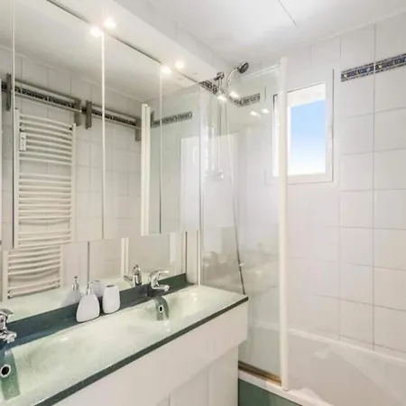 Appartement For 6 People Huez